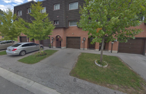 130 Darras Crt Brampton L6T-1W7